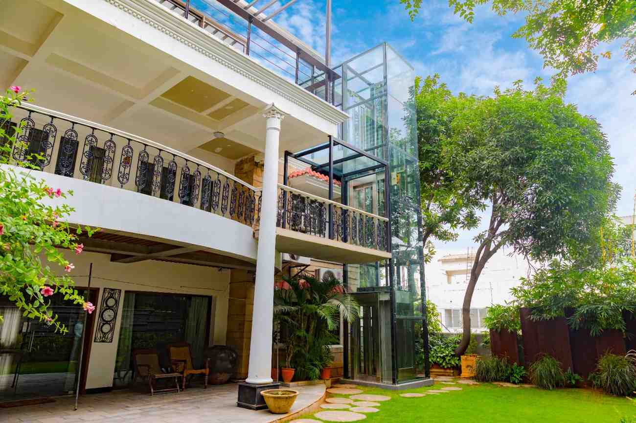 Villa Elevator